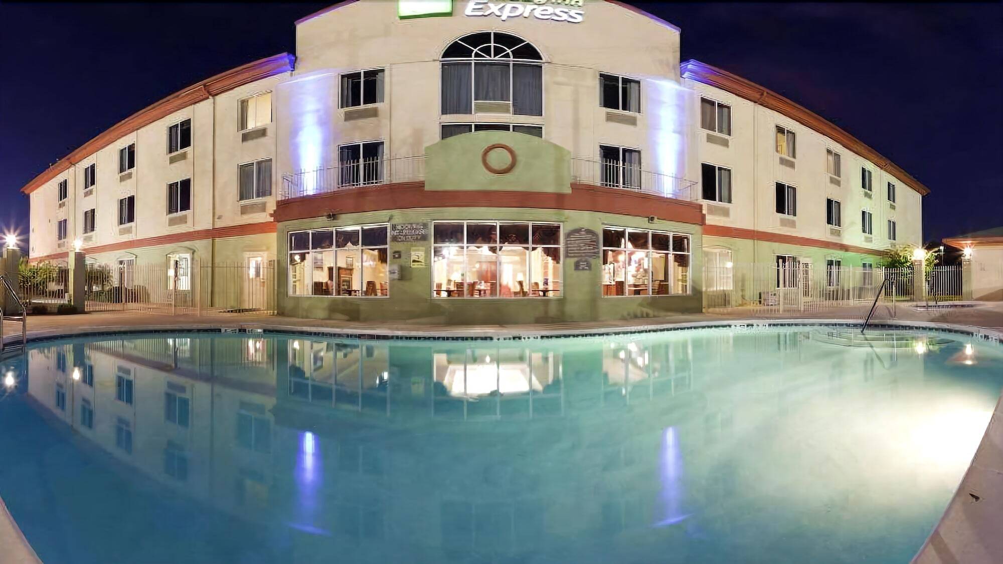 Holiday Inn Express Hotel & Suites Live Oak By Ihg Eksteriør billede